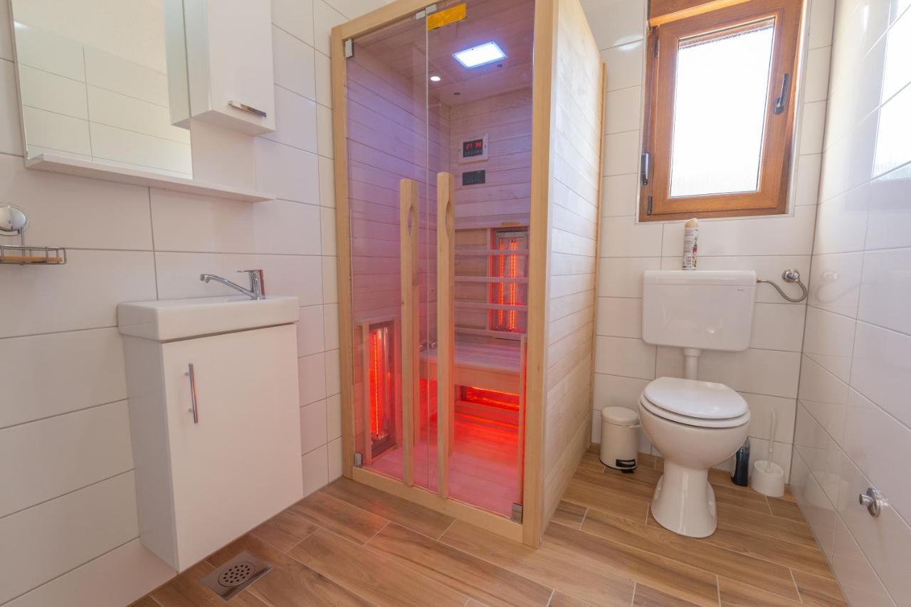 Kuca Trota - Sauna, Hot Tub Otočac Exterior foto